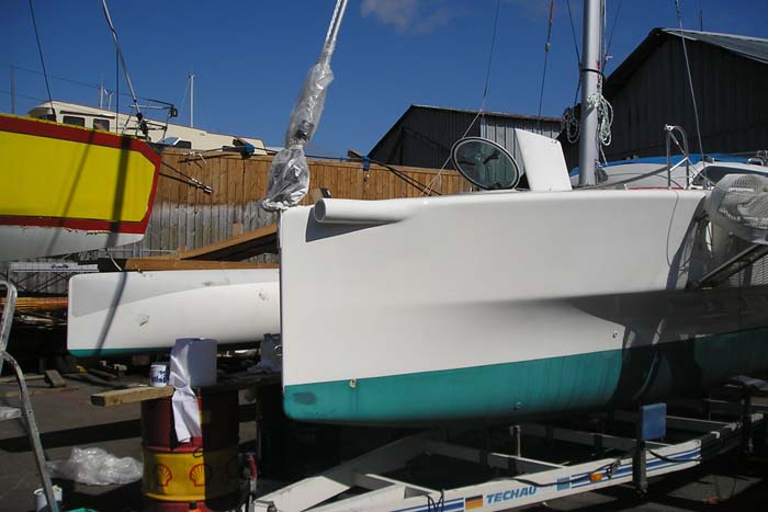 Drop 26, Fabrication bossage et cloison de renfort pour bout dehors télescopique sur trimaran